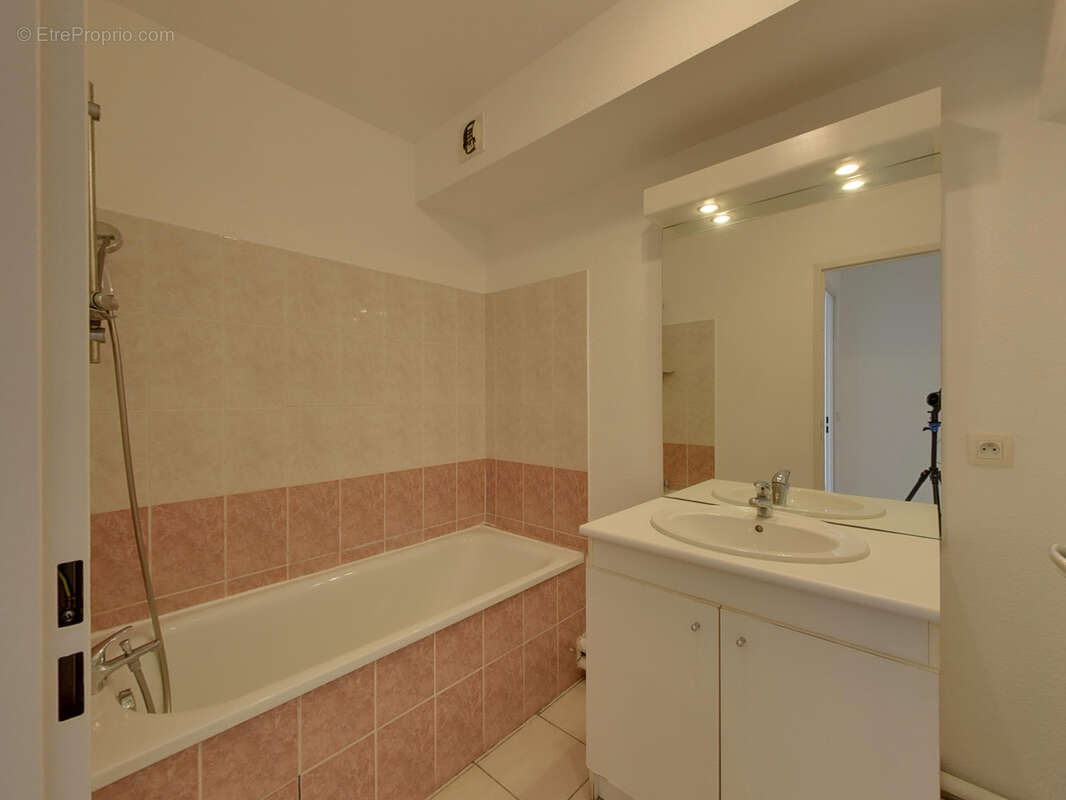 Studio de  31m2 au 4eme etage grenoble vigny musset - photo 9