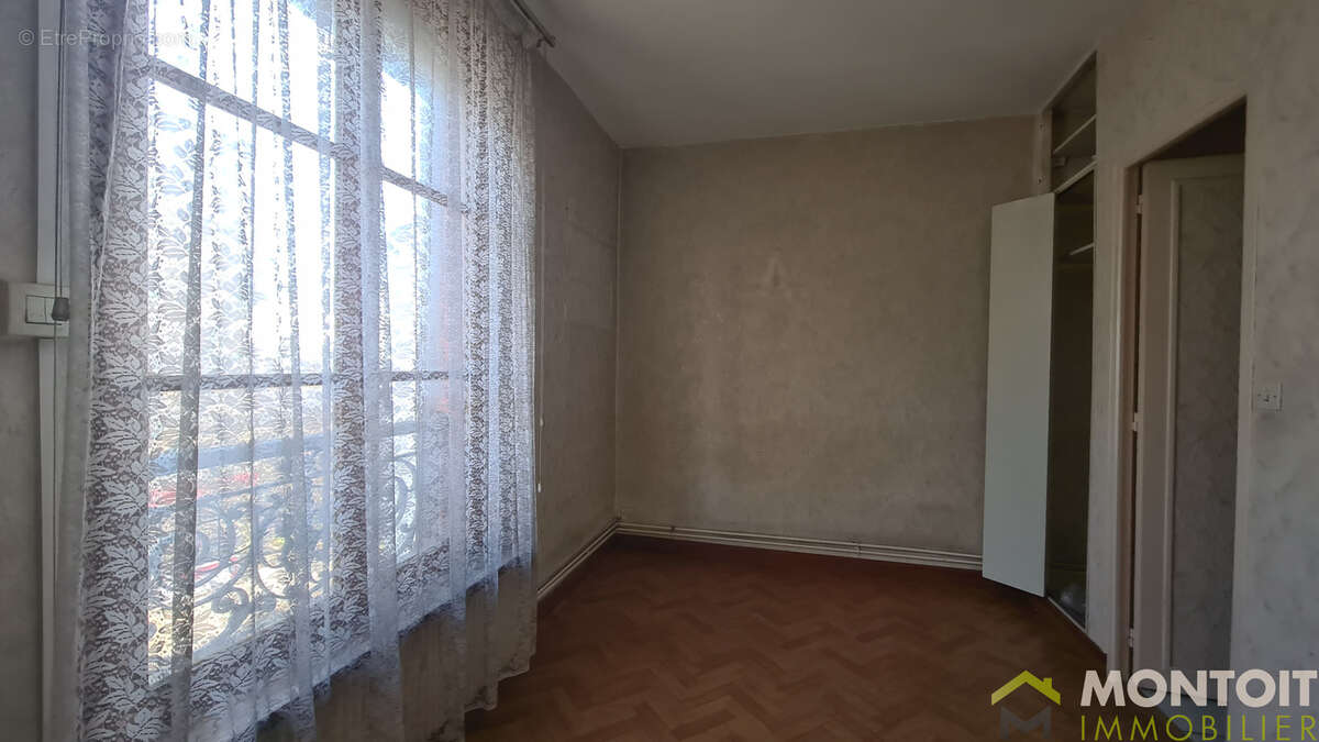 Appartement à THIAIS