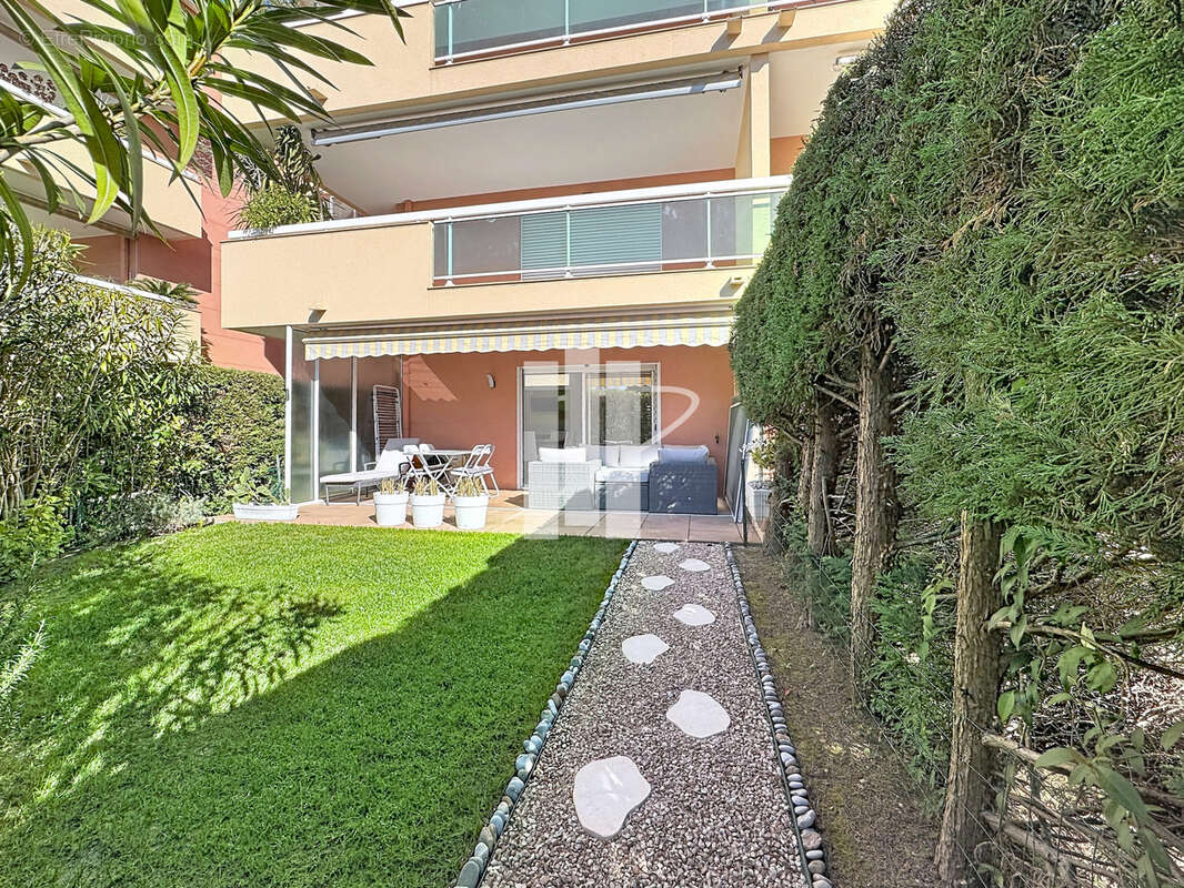 Appartement à SAINT-RAPHAEL