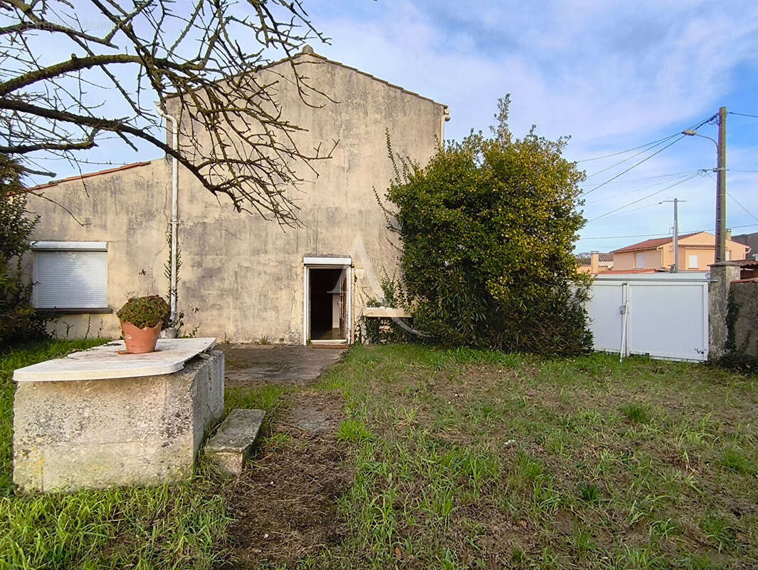 Maison à PORT-DES-BARQUES
