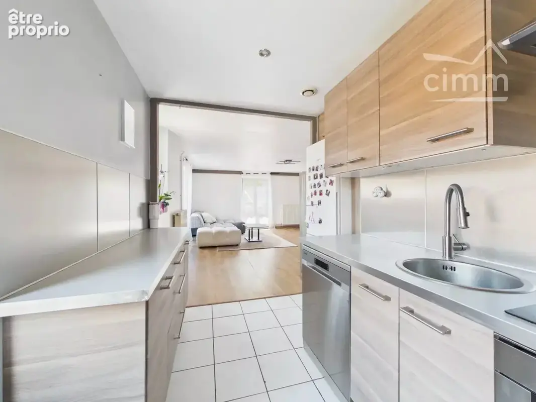 Appartement dernier etage type 4 Montbonnot - photo 5