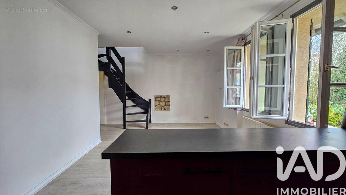 Photo 1 - Appartement à VAUX-SUR-SEINE