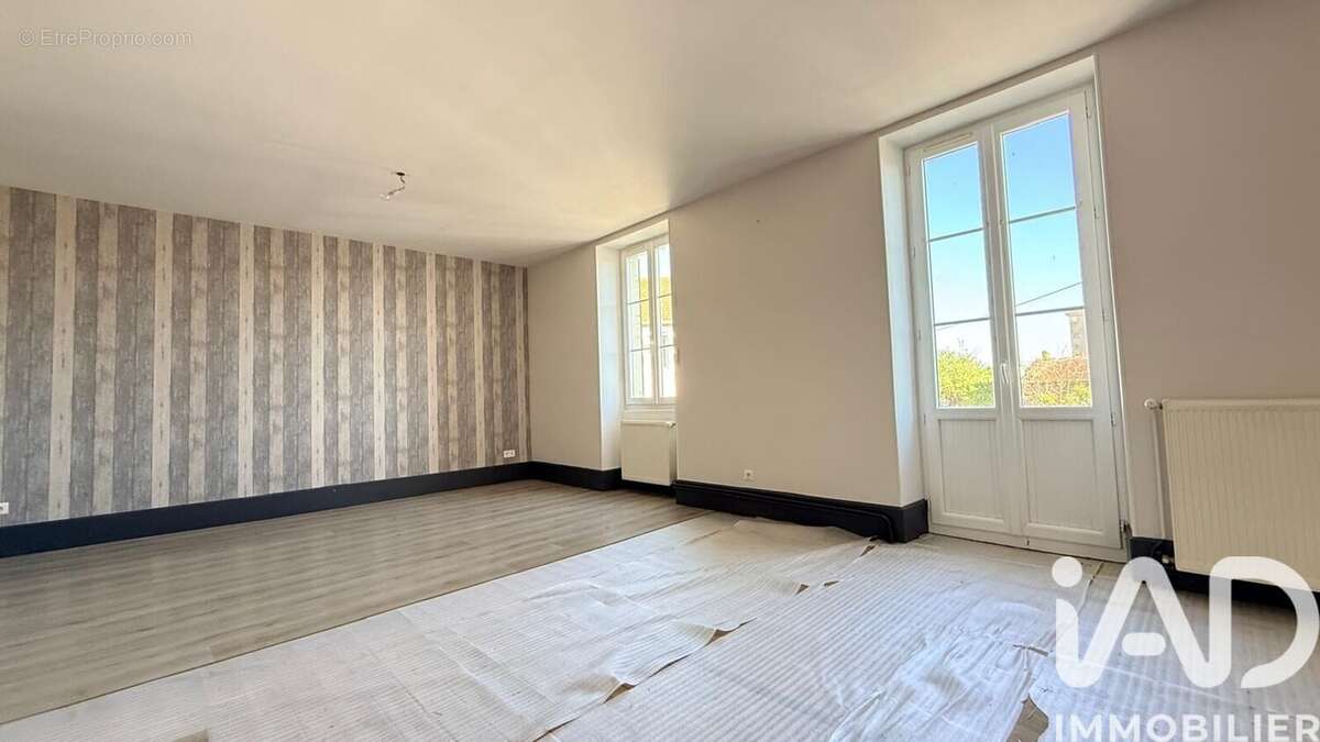 Photo 2 - Appartement à GUEUGNON