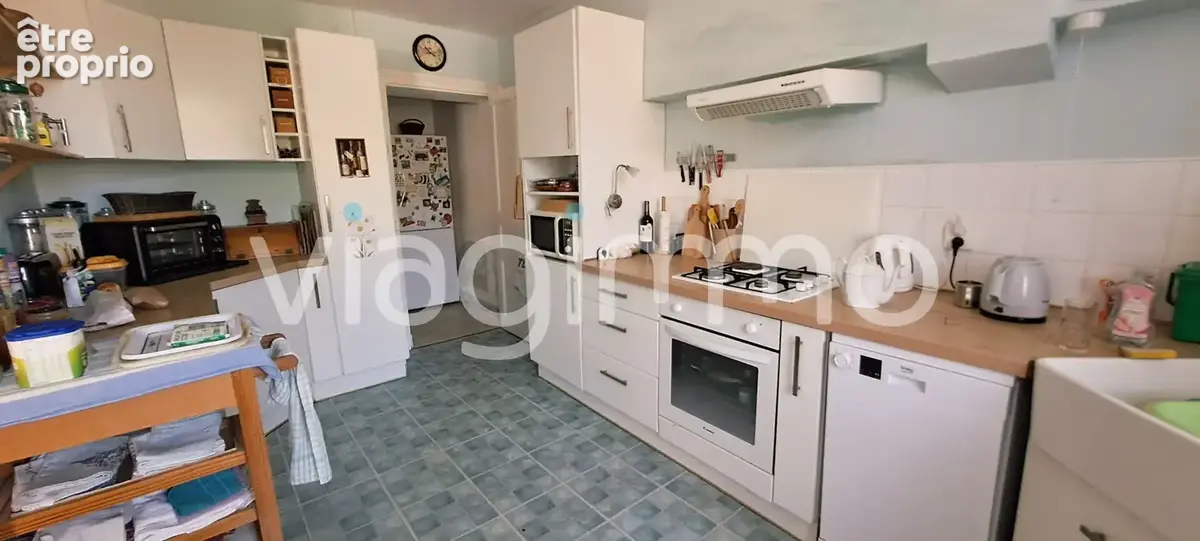 Maison 6 pièce(s) 124 m2 - 15mn MONTMORILLON (86) - photo 2