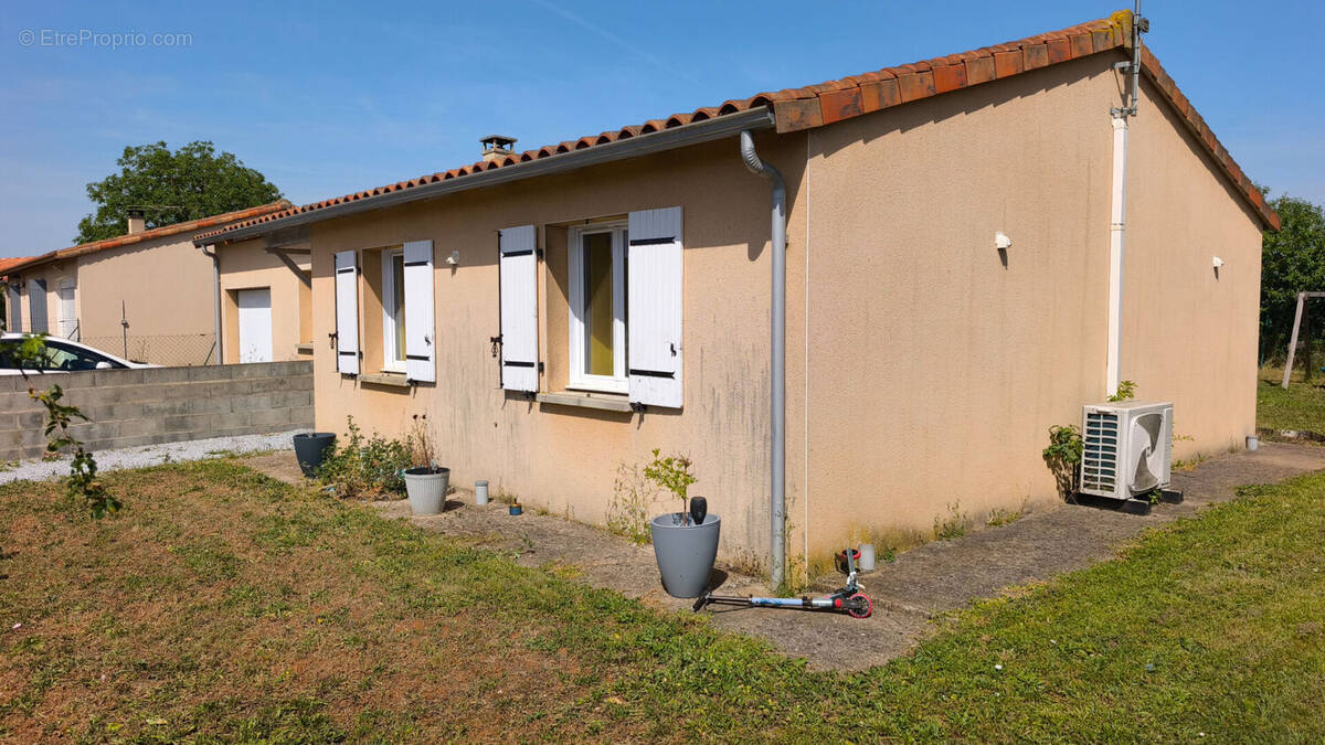 Maison à CHATEAU-LARCHER
