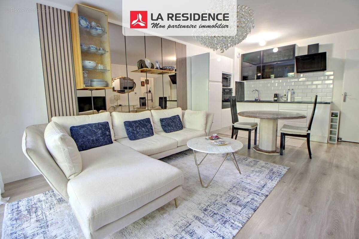 Appartement à PLAISIR