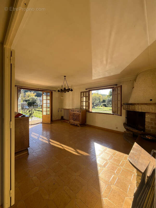 Maison à LA COLLE-SUR-LOUP