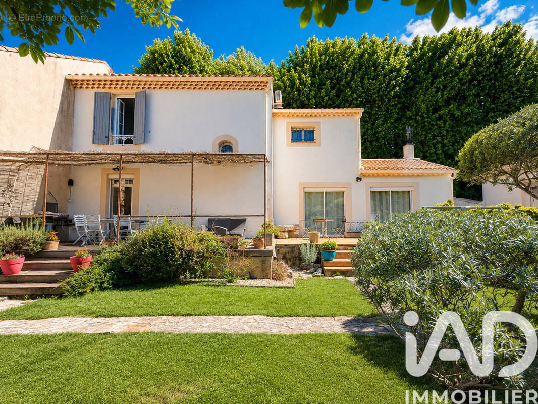 Photo 1 - Maison à MALEMORT-DU-COMTAT