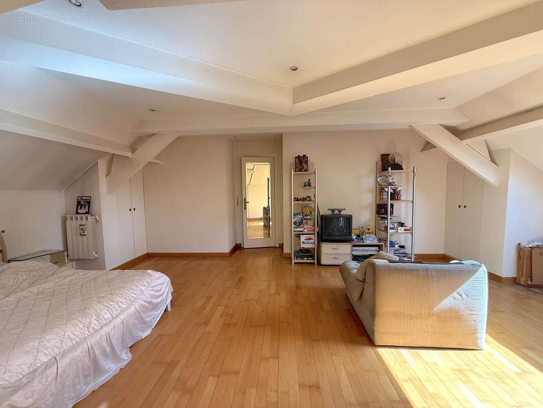 Maison à VILLECRESNES