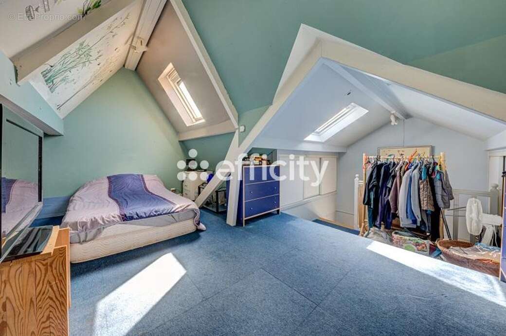 Maison à ISSY-LES-MOULINEAUX