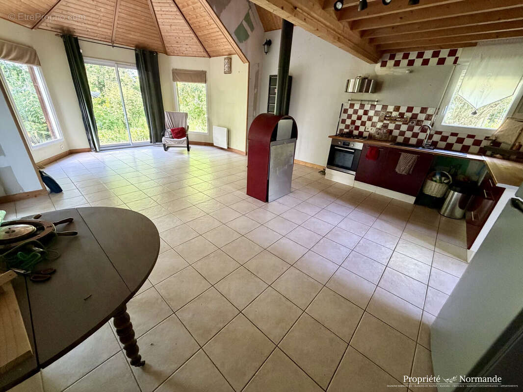 Maison à BEUZEVILLE