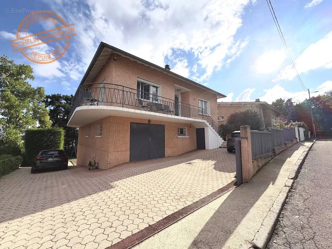Maison à CHAMPAGNE-AU-MONT-D&#039;OR