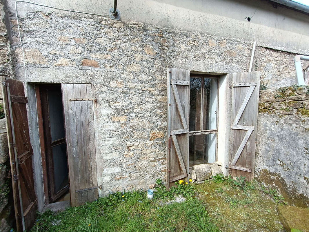 Maison à MELLIONNEC