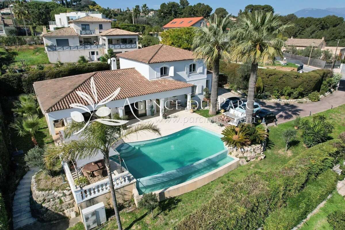 Maison à ANTIBES