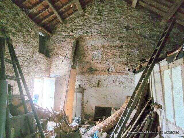 Maison à LE PERRAY-EN-YVELINES