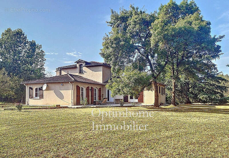 Maison à PENNE-D&#039;AGENAIS