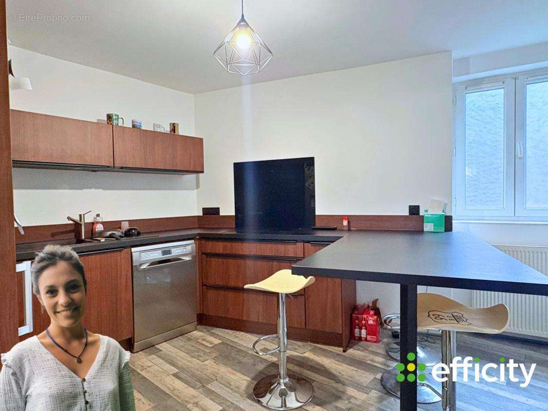 Maison à SURY-LE-COMTAL