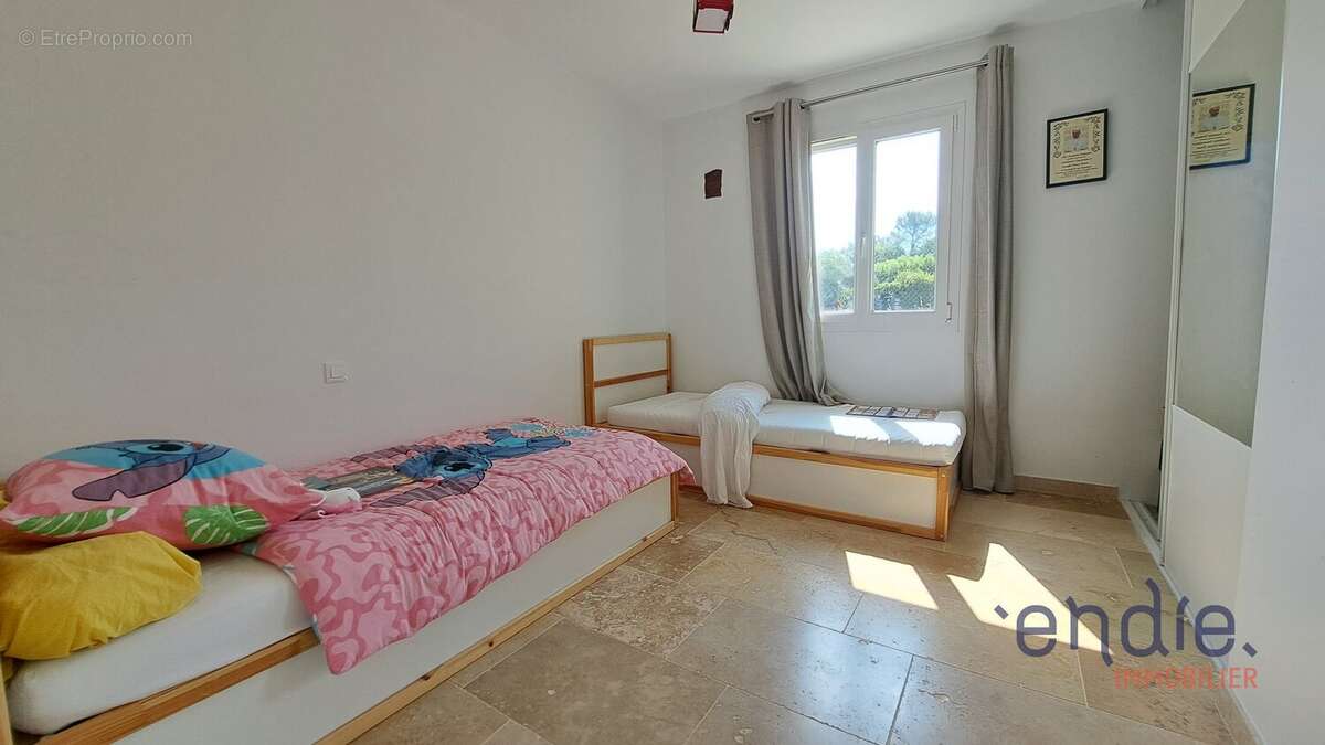 LE THORONET villa plain pied récente 3 chs sur 650 m² au calme - photo 18