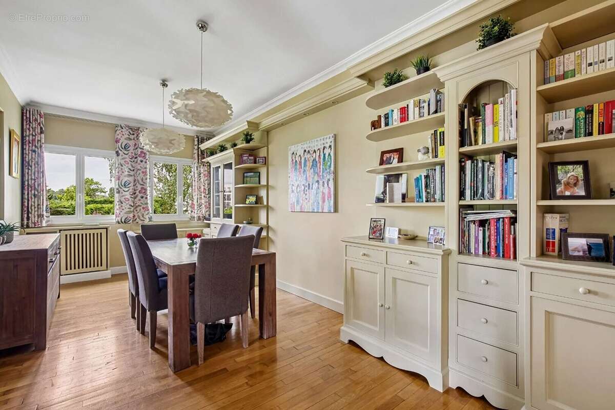Le vesinet 15 mn rer et centre ville - maison familiale  5 chambres  - lumineuse - terrain 404 m² - photo 6