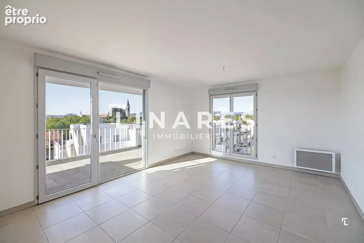 L'IDEAL 9 EME - Appartement T3 de 61m2 - Terrasse 17m2 - Garage (sus) - 13009 - photo 4