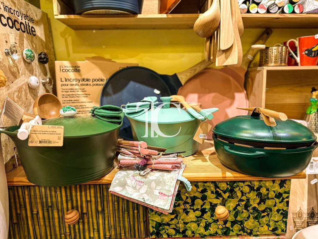 Commerce à SAINT-AMBROIX