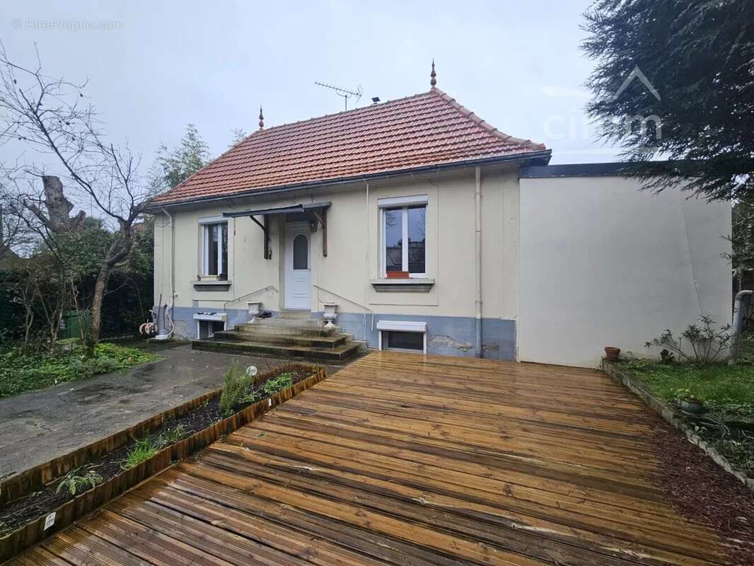 Maison à JOUE-LES-TOURS