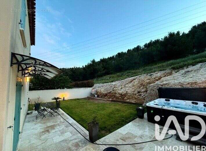 Maison 66 m² à Ensues-La-Redonne  - photo 5