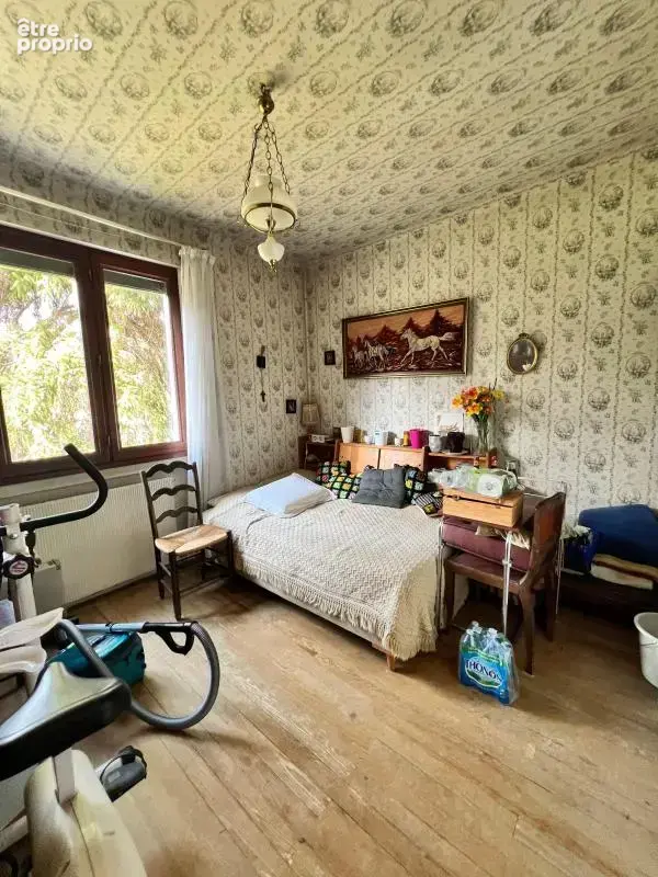 Maison familiale 9 pièces sur une parcelle de terrain de 805 m2 - photo 12