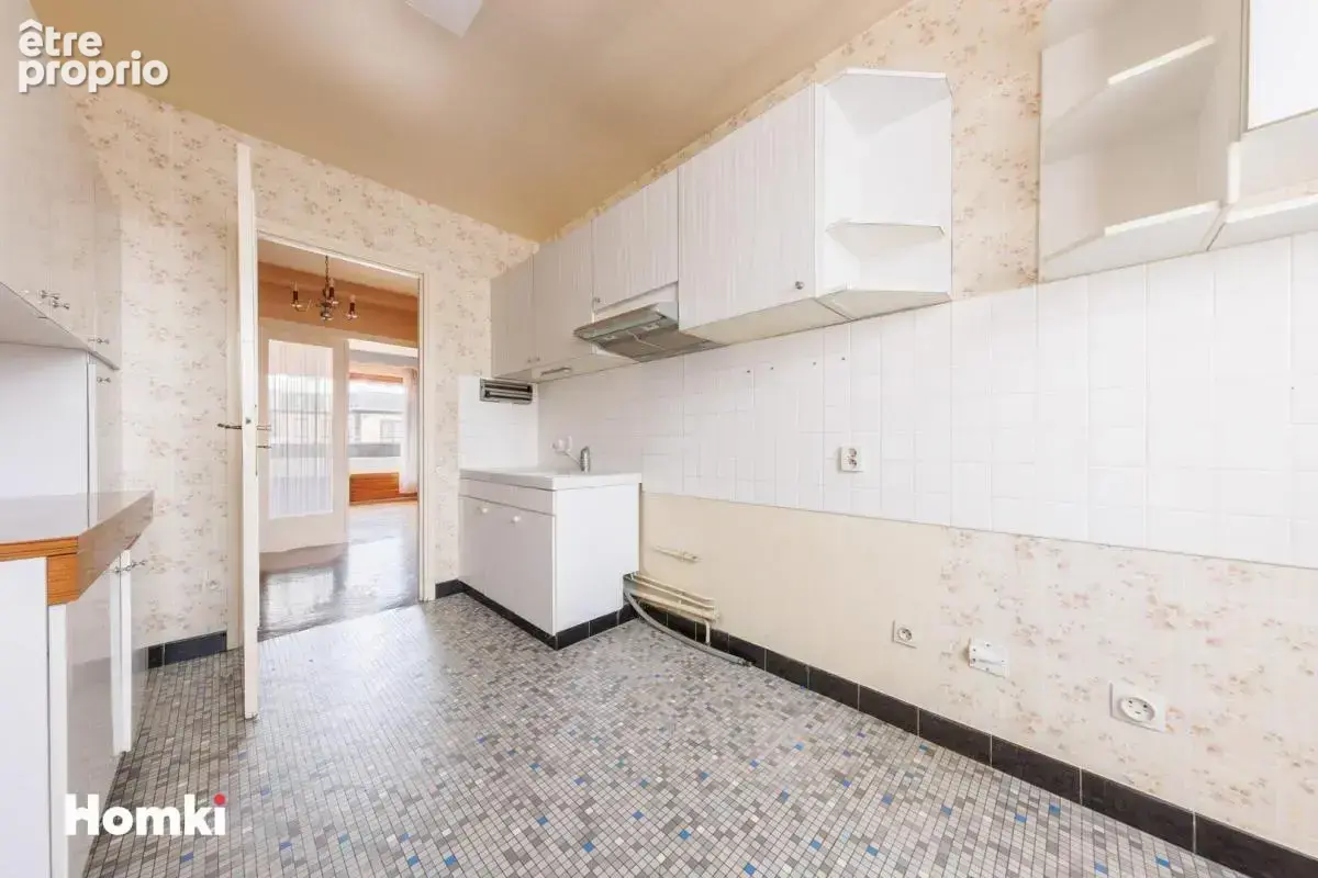 Appartement T3 de 97 m² à Clermont-Ferrand 63000, Rue de Strasbourg - photo 4