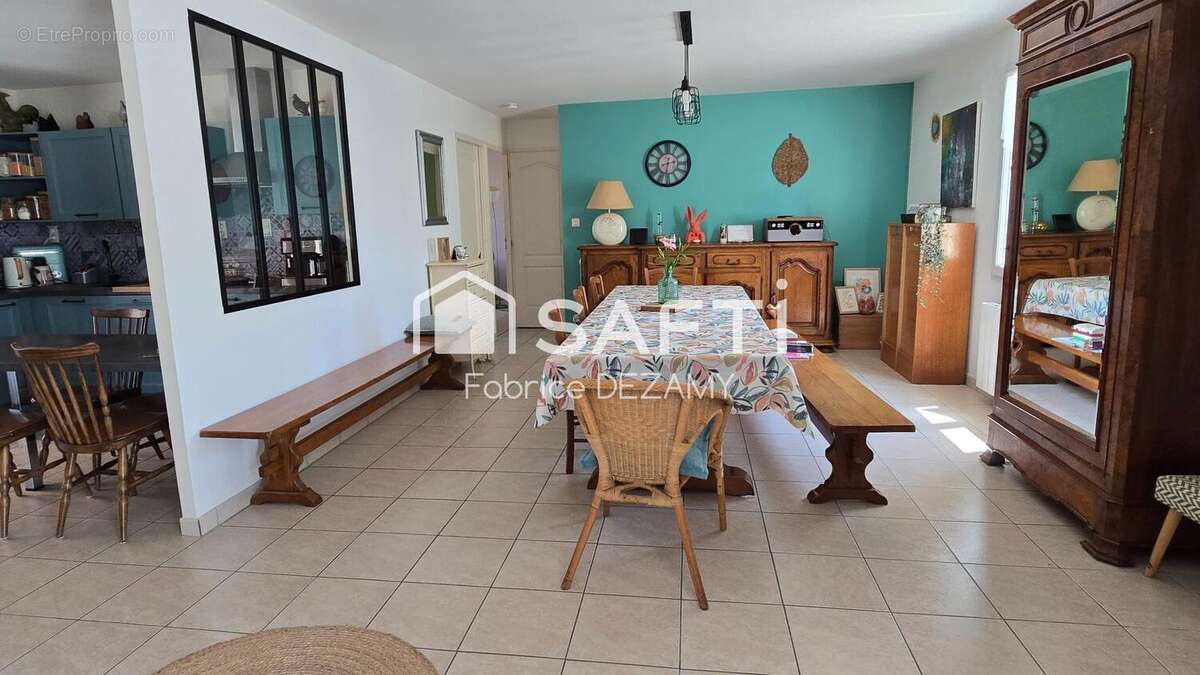 Maison 83 m² à Saint-Etienne-De-Brillouet  - photo 2