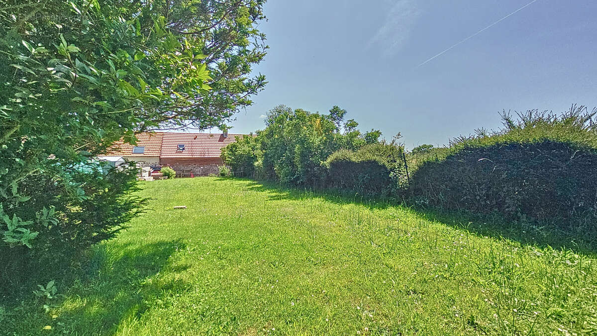 Maison à GOUVILLE-SUR-MER