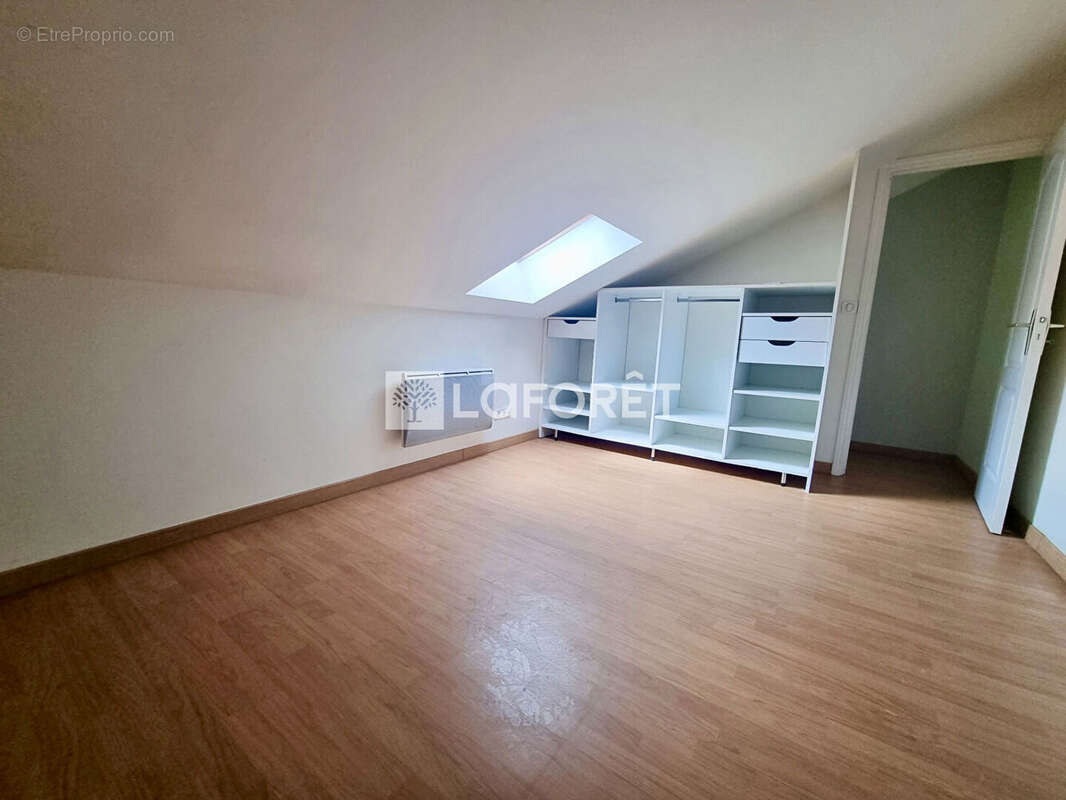 Appartement Saint Just En Chaussee 2 pièce(s) 40.13 m2 - photo 5