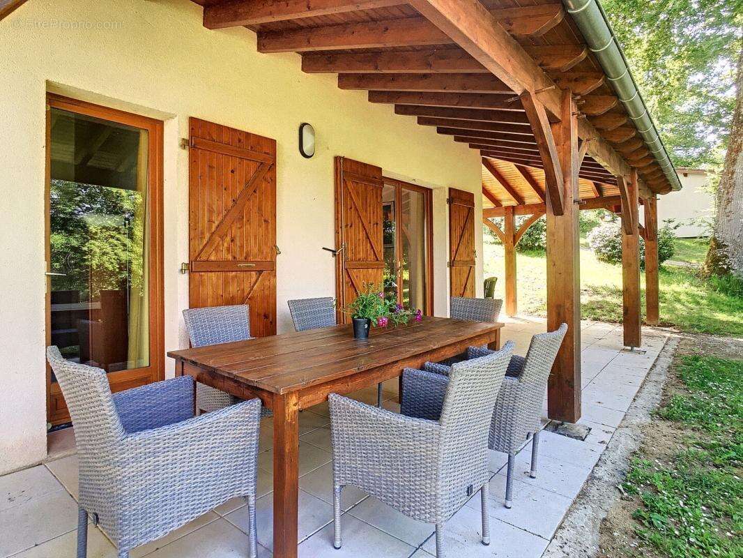 Maison à GOURDON