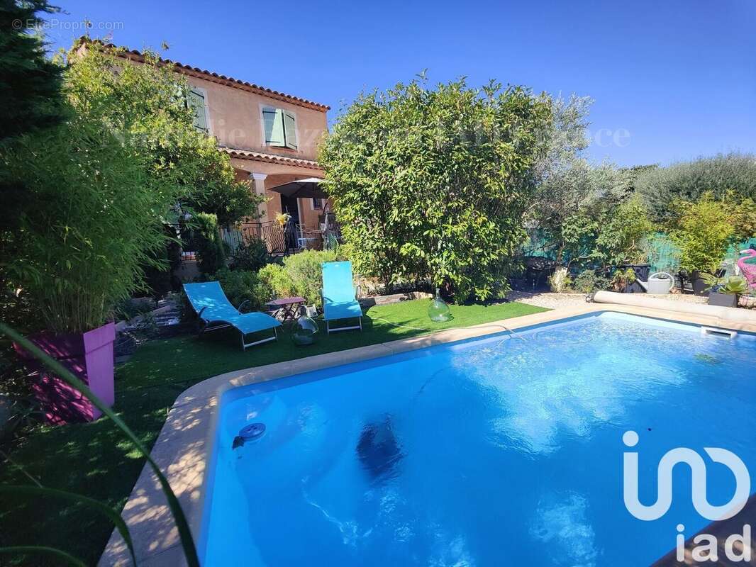 Photo 2 - Maison à LE PRADET