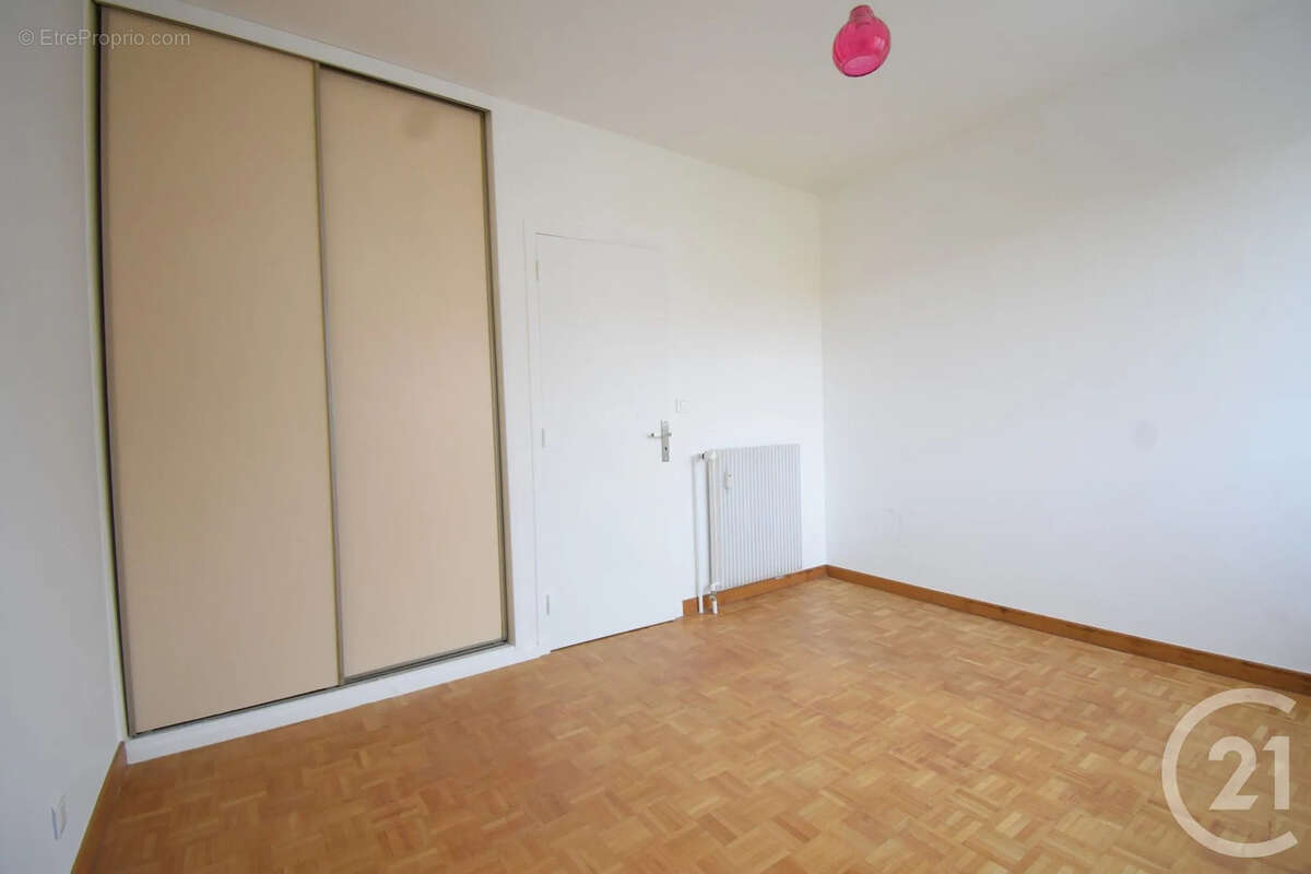 Appartement 68 m² à Vichy  - photo 10