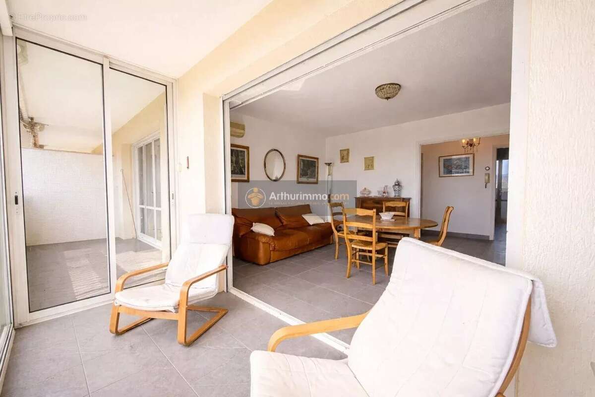 Appartement à SAINT-RAPHAEL