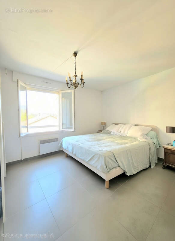Grand t2 de 66 m2 proche gambetta - photo 4