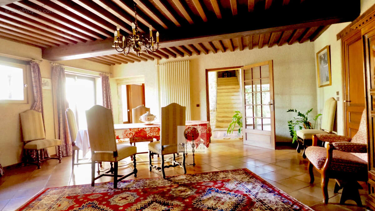 Maison à CLIOUSCLAT