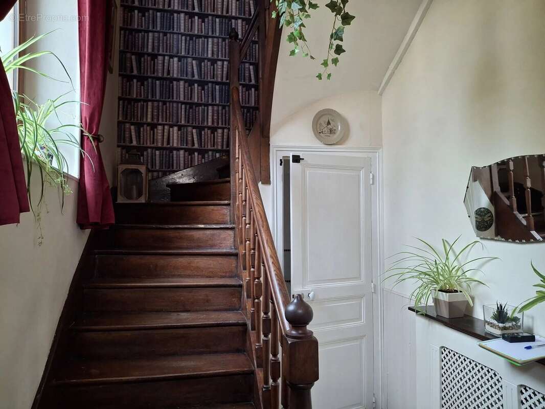 Maison à BUSSIERE-POITEVINE