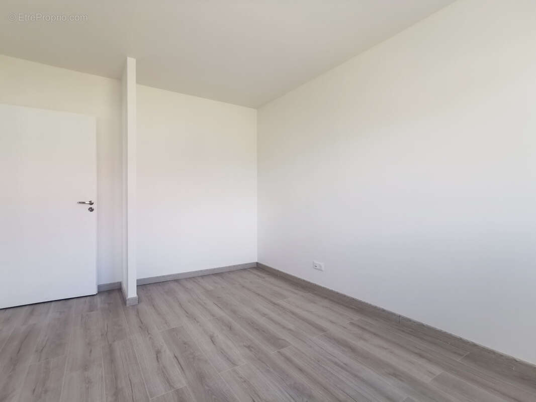 Maison achevée en 2026 avec 5 chambres à Rosières - photo 7