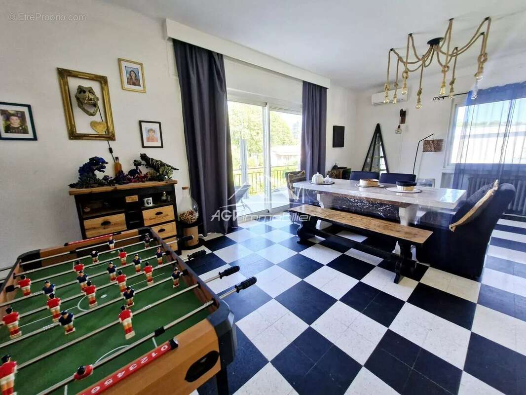 Maison à SALINDRES