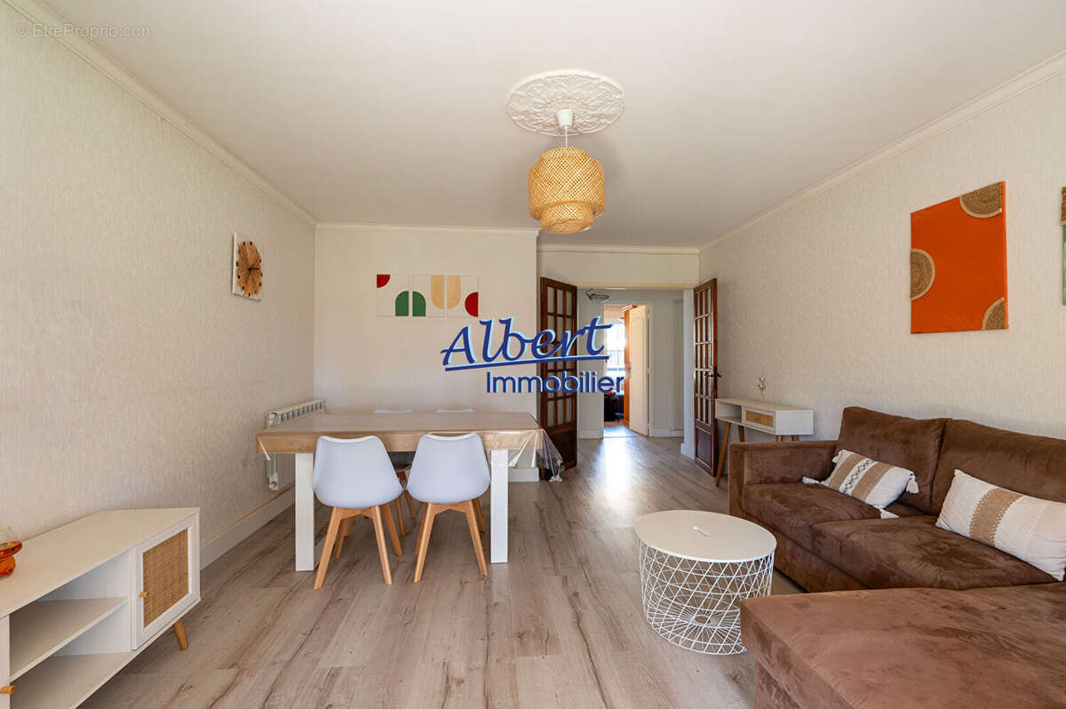 Appartement à SANARY-SUR-MER
