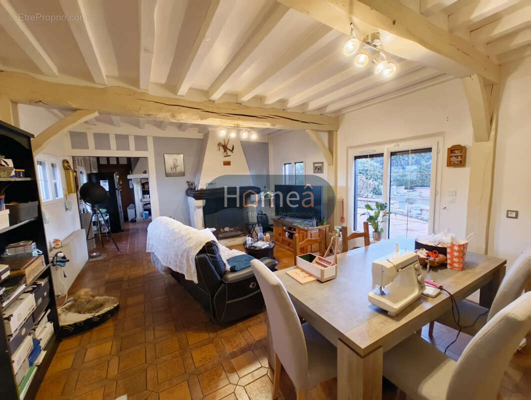 Maison 160 m2 et grande dépendance à 3 minutes du centre d'Yvetot - photo 6