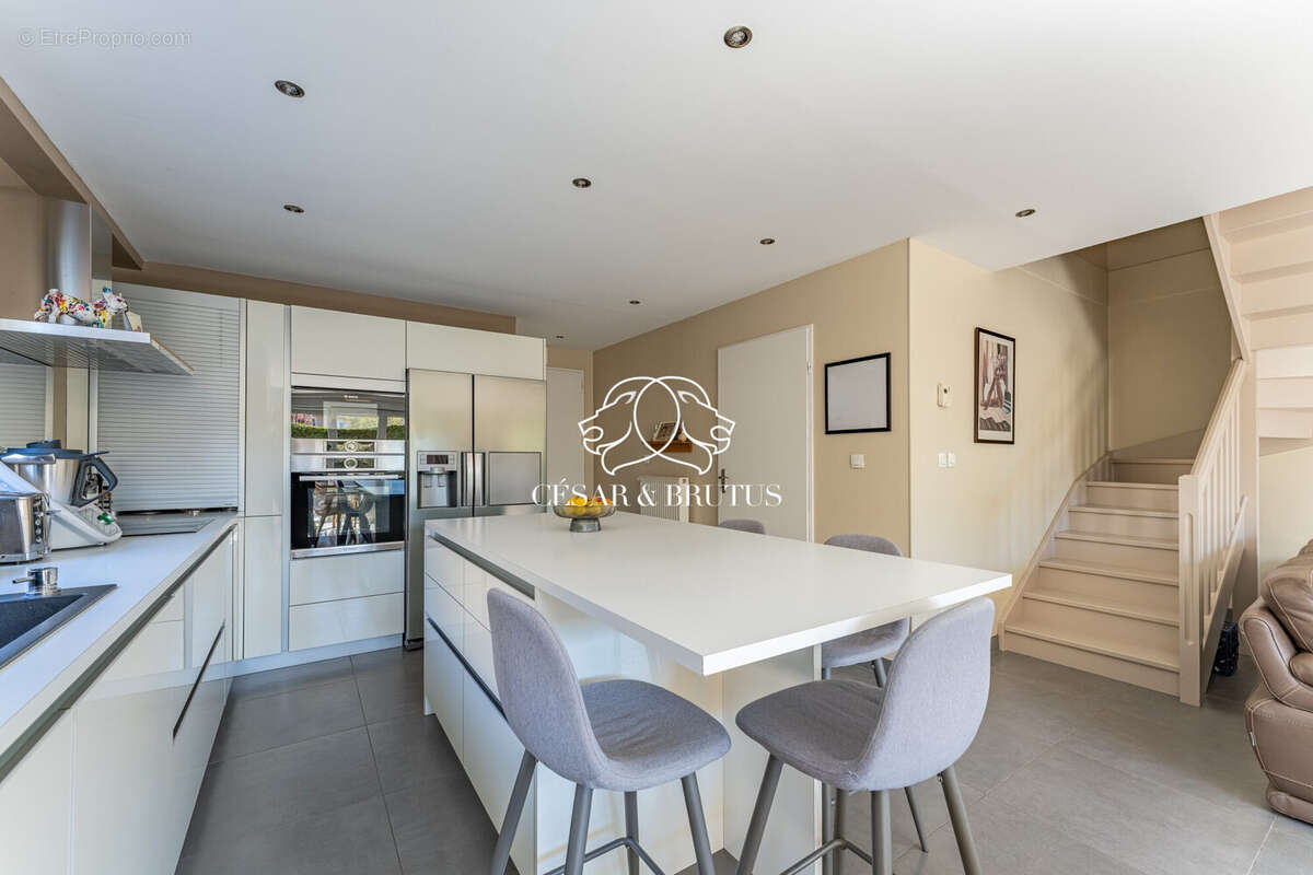 Maison à RILLIEUX-LA-PAPE