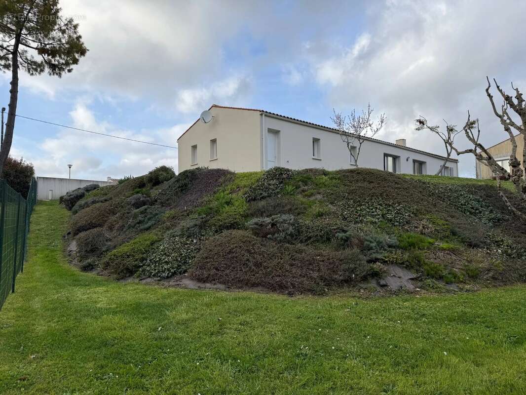Maison à PISANY