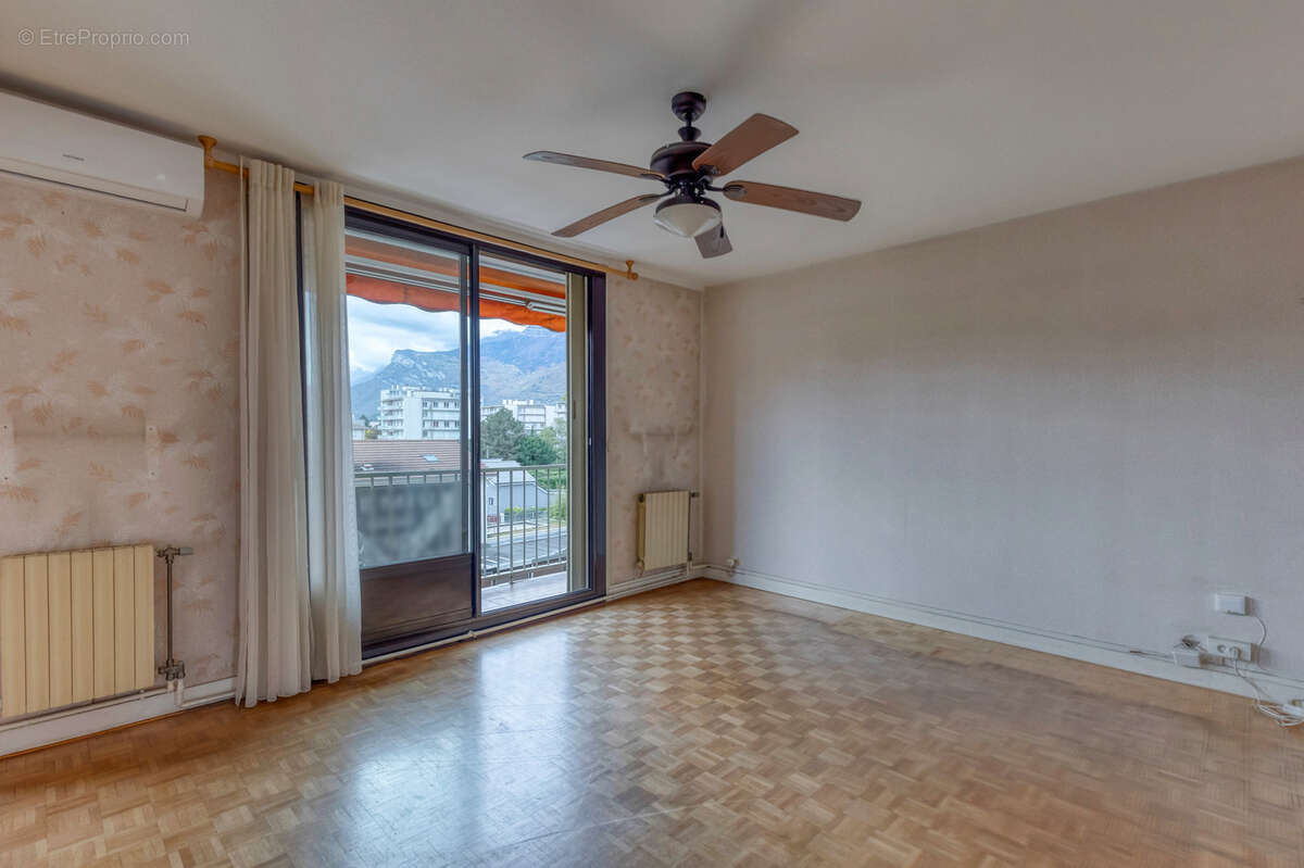 Appartement à ECHIROLLES