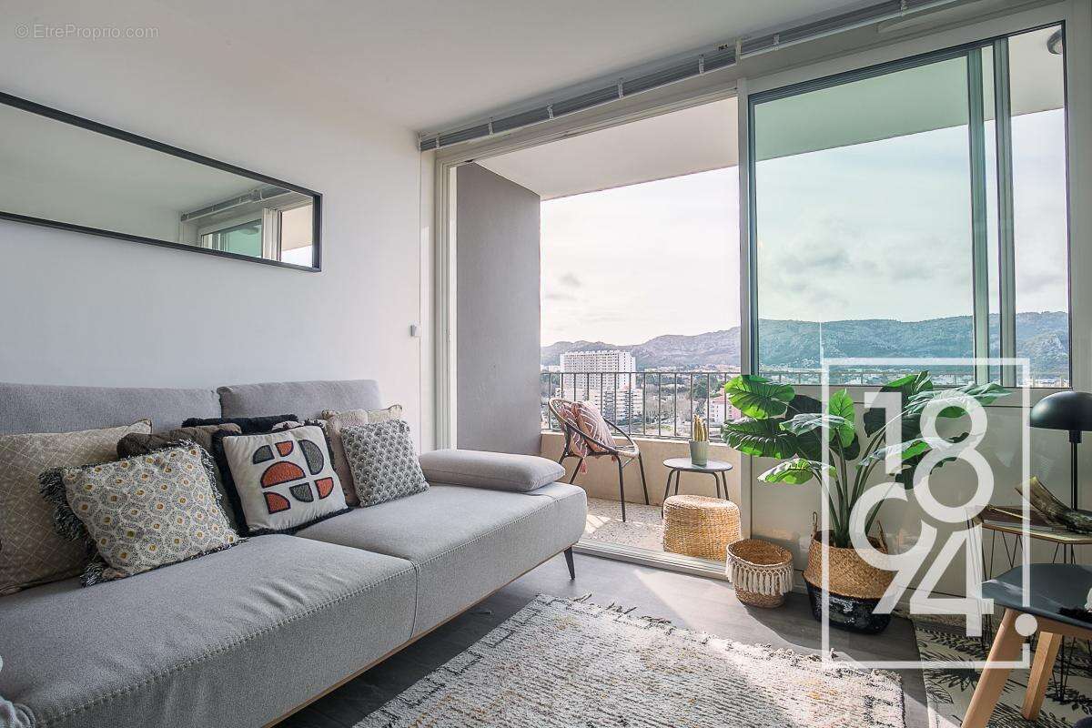 Appartement à MARSEILLE-9E