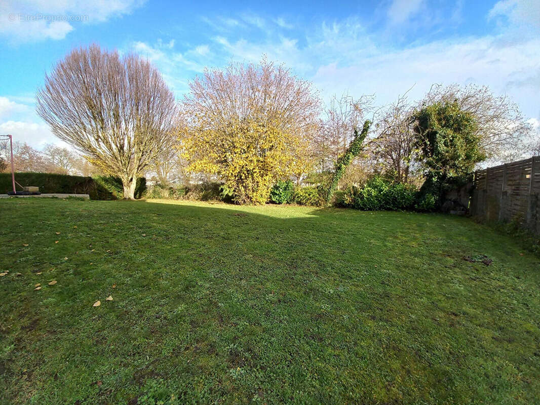 Maison à LA FERTE-BERNARD