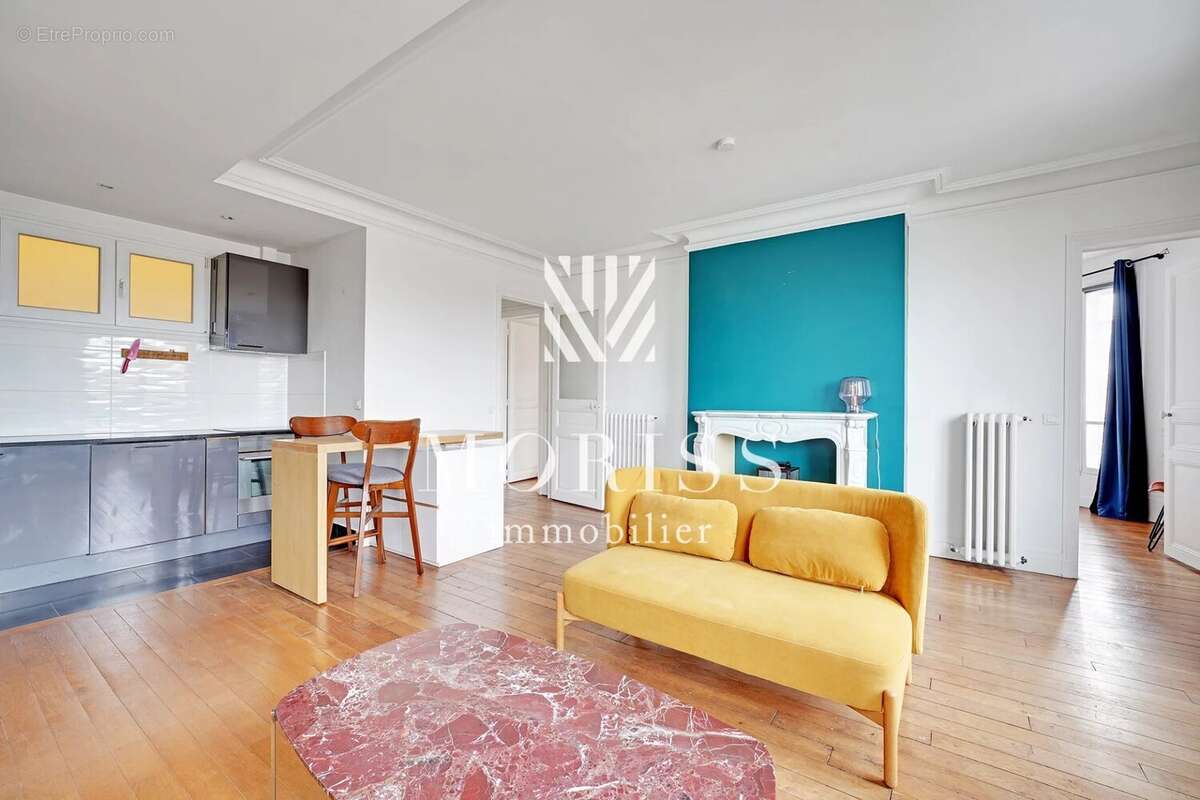 Appartement à PARIS-10E