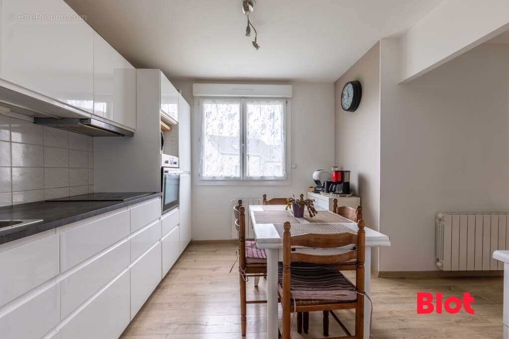 Appartement à LE RHEU